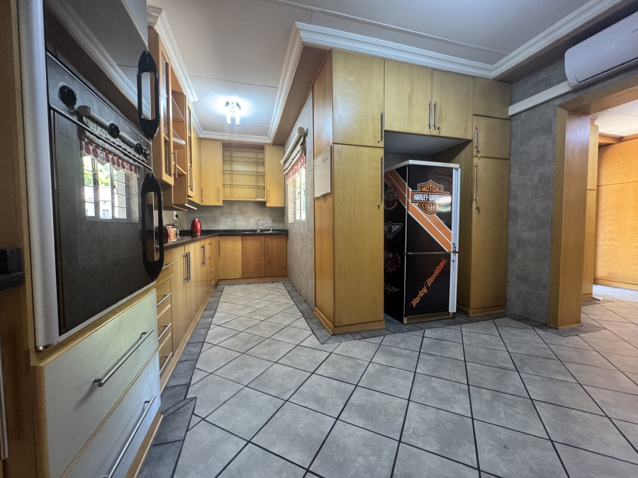 4 Bedroom Property for Sale in Neserhof North West